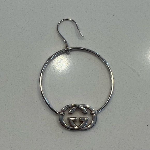 Gucci Britt GG Silver Hoop Earrings - Picture 4 of 4